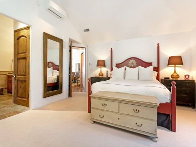 Super Close to Downtown Luxury Ski Home  Five Bedrooms